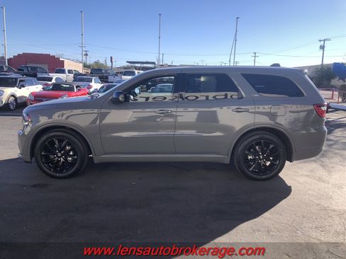 Used 2019 Dodge Durango SXT image 5