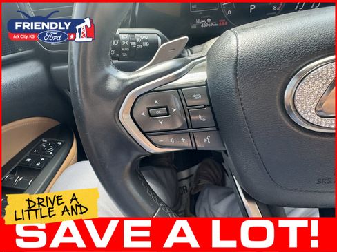 Used 2022 Lexus NX 250 FWD w/ Towing Package (2000 Lbs) image 19