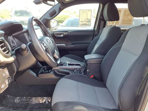 Used 2023 Toyota Tacoma TRD Off-Road w/ Advanced Technology Package image 8