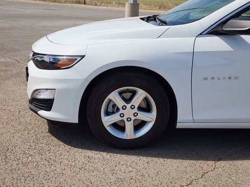 Used 2022 Chevrolet Malibu LS image 8