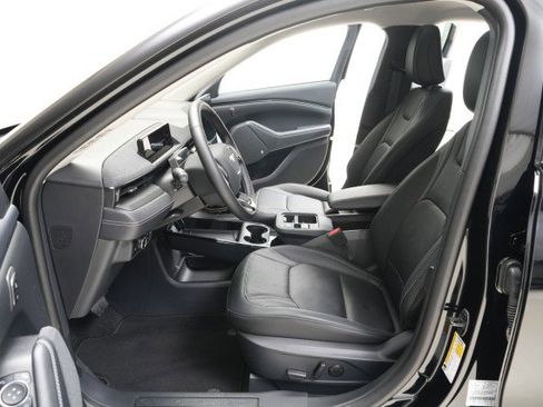 Used 2025 Ford Mustang Mach-E Premium image 28