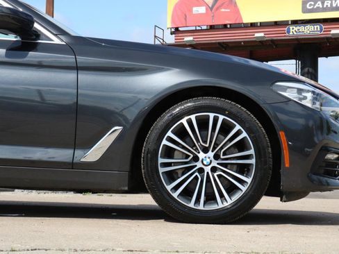 Used 2018 BMW 530i xDrive AWD/4WD image 6