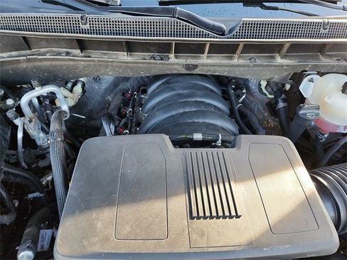 Certified 2024 Chevrolet Suburban High Country image 30