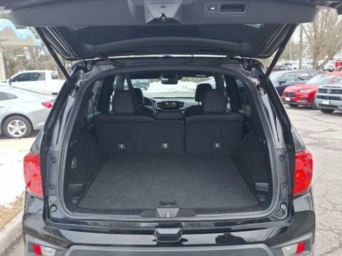 Used 2023 Honda Passport EX-L image 6