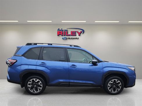 Used 2026 Subaru Forester Premium image 6