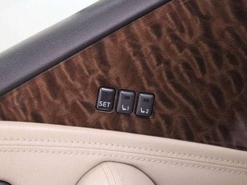 Used 2020 Nissan Armada Platinum w/ Captain's Chairs Package image 14