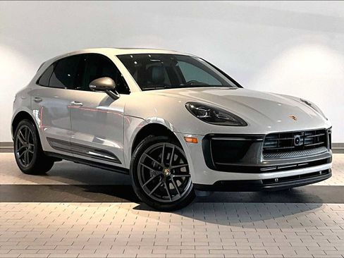 Used 2024 Porsche Macan Turbo image 12