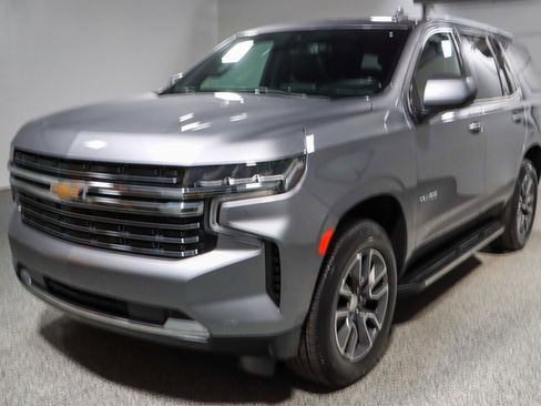 Used 2021 Chevrolet Tahoe LT w/ Rear Media and Nav Package image 38