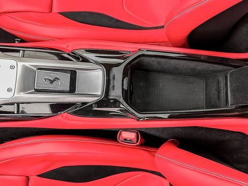 Certified 2025 Ferrari 12Cilindri image 15