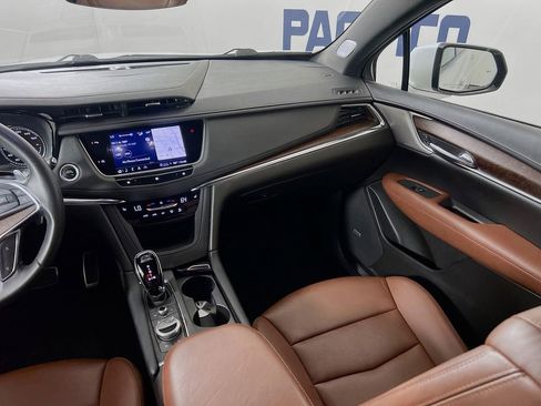 Used 2021 Cadillac XT5 Sportv w/ LPO, Floor Liner Package AWD/4WD image 31