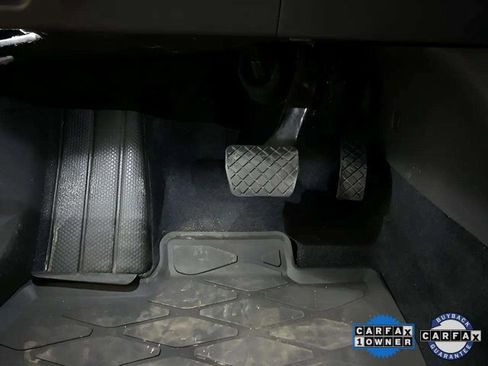 Used 2023 Volkswagen ID.4 Pro S Plus image 26