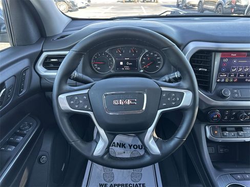 Used 2023 GMC Acadia SLT w/ Preferred Package image 14