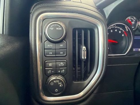 Used 2020 Chevrolet Silverado 1500 RST AWD/4WD image 28