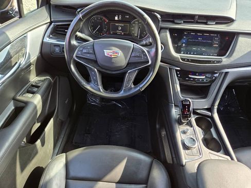 Used 2023 Cadillac XT5 Premium Luxury AWD/4WD image 13