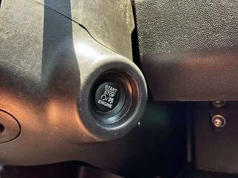 Used 2023 RAM ProMaster 2500 FWD image 22