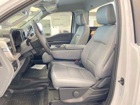 New 2026 Ford F550 4x4 Regular Cab Super Duty image 11