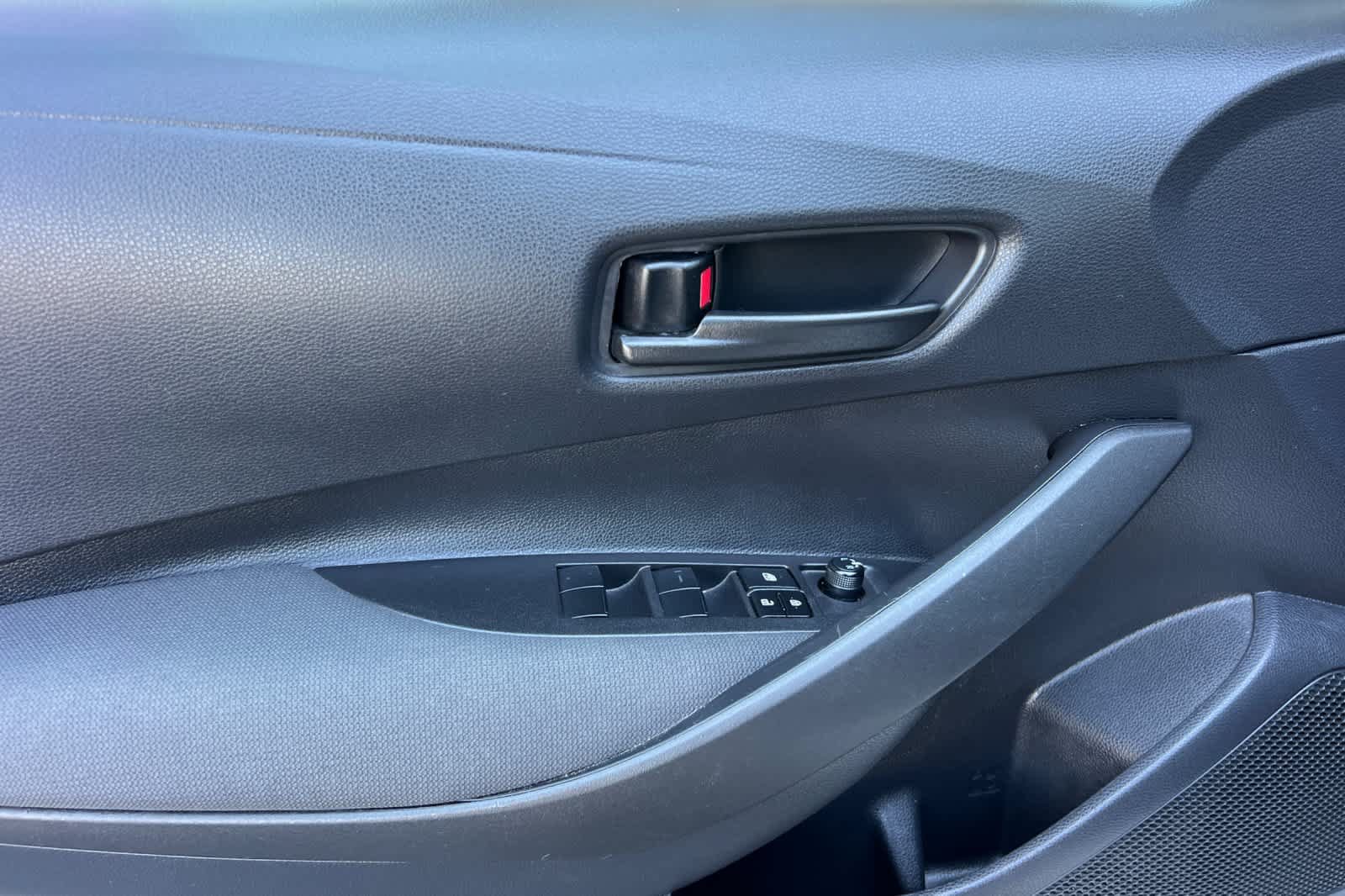 Certified 2025 Toyota Corolla LE FWD image 12