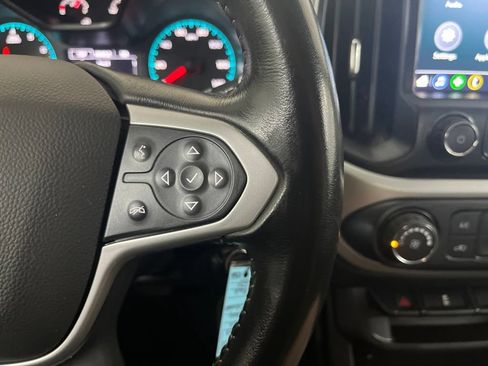 Used 2022 Chevrolet Colorado LT AWD/4WD image 64