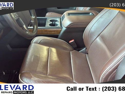 Used 2015 Chevrolet Silverado 1500 High Country w/ High Country Premium Package AWD/4WD image 29