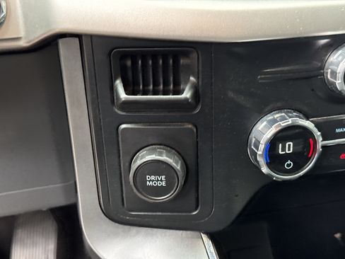 Used 2021 Ford F150 XLT w/ Equipment Group 302A High RWD image 23