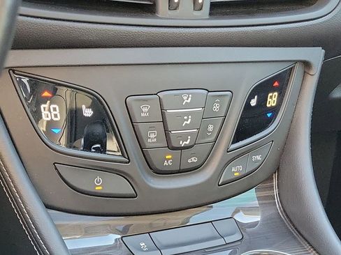 Used 2020 Buick Envision Essence w/ LPO, Active Package image 32