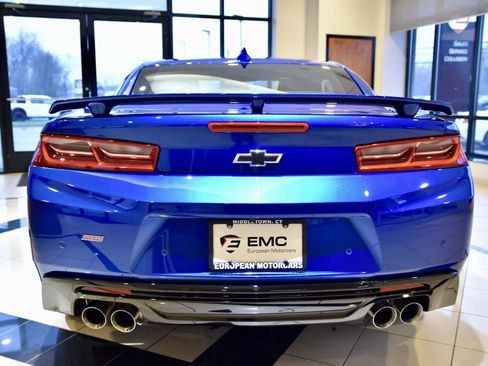Used 2018 Chevrolet Camaro SS image 5