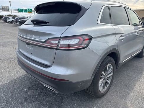 Used 2021 Lincoln Nautilus Reserve image 5