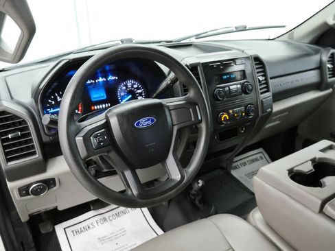 Used 2017 Ford F350 XL AWD/4WD image 11
