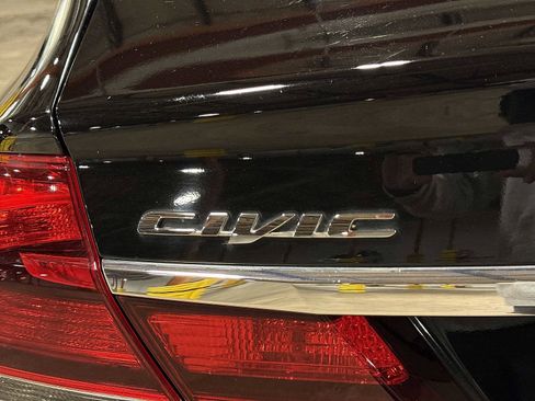 Used 2015 Honda Civic EX image 25