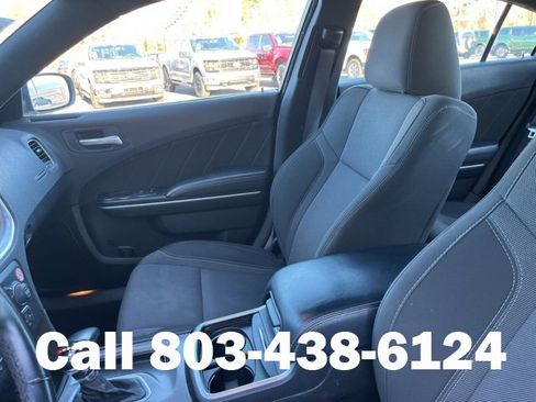 Used 2022 Dodge Charger SXT image 10