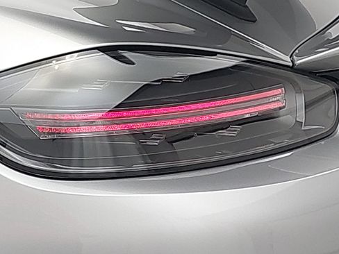 Certified 2025 Porsche 718 Cayman GT4 RS RWD image 32