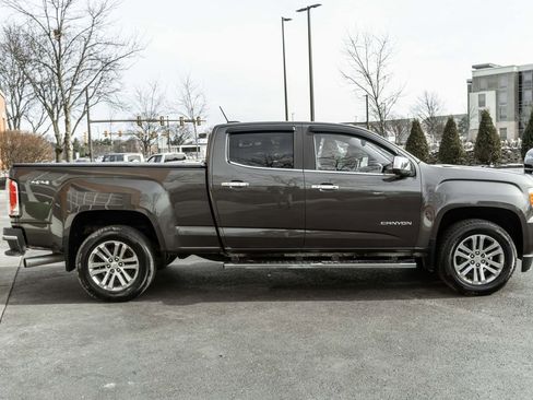Used 2019 GMC Canyon SLT image 3