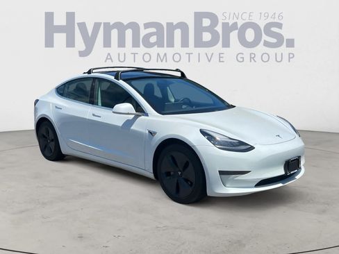 Used 2020 Tesla Model 3 Standard Range Plus RWD image 1
