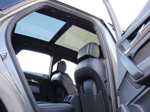 Used 2023 Audi SQ5 Premium Plus w/ Premium Plus Package image 38