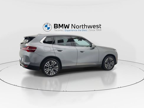 Used 2026 BMW X3 xDrive30i w/ Convenience Package AWD/4WD image 4
