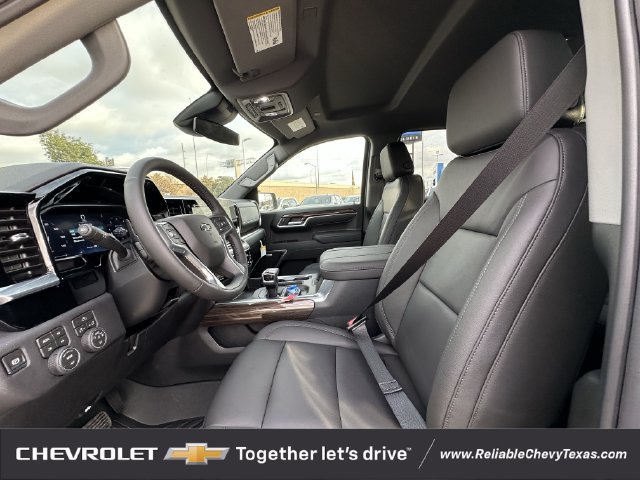 New 2026 Chevrolet Silverado 1500 RST w/ Convenience Package II AWD/4WD image 27