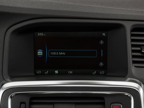 Used 2015 Volvo S60 T5 Platinum FWD image 17