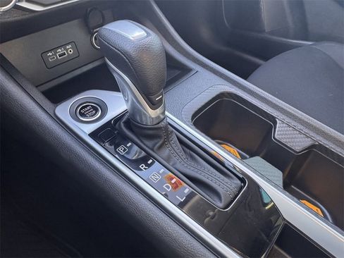 Used 2023 Nissan Sentra SV image 18