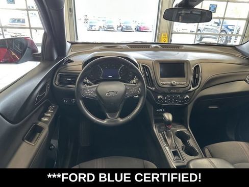 Used 2023 Chevrolet Equinox RS AWD/4WD image 2