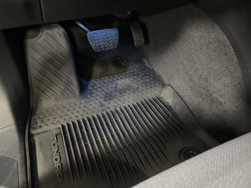 Used 2024 Toyota Tundra Limited w/ Power Package AWD/4WD image 16