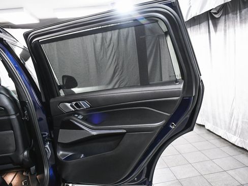 Used 2023 BMW X7 xDrive40i w/ Executive Package image 15