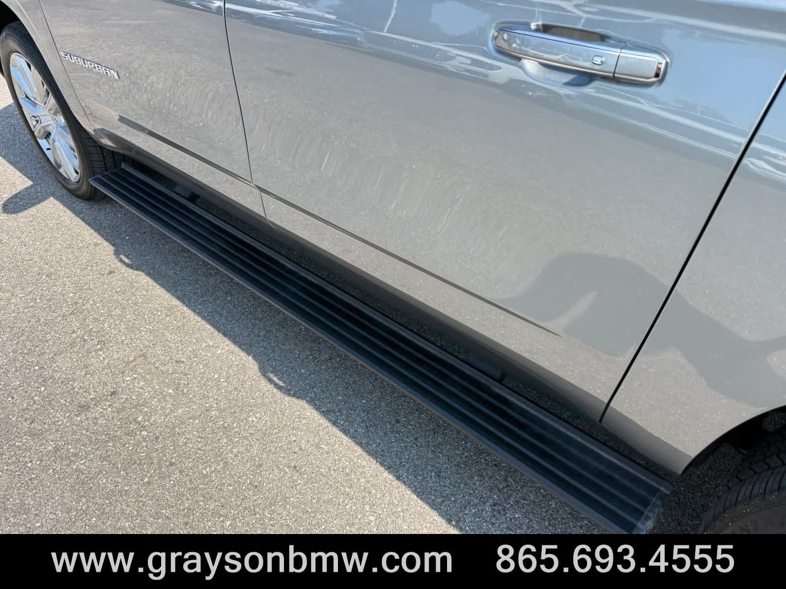 Used 2024 Chevrolet Suburban High Country w/ Premium Package AWD/4WD image 18