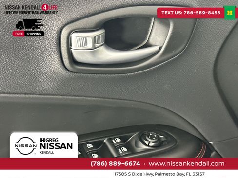 Used 2018 Jeep Compass Trailhawk w/ Navigation Group image 17