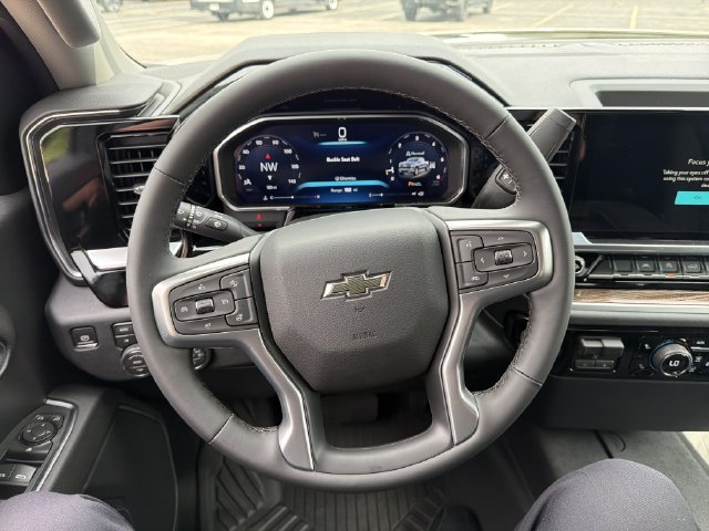 New 2026 Chevrolet Silverado 1500 RST AWD/4WD image 13