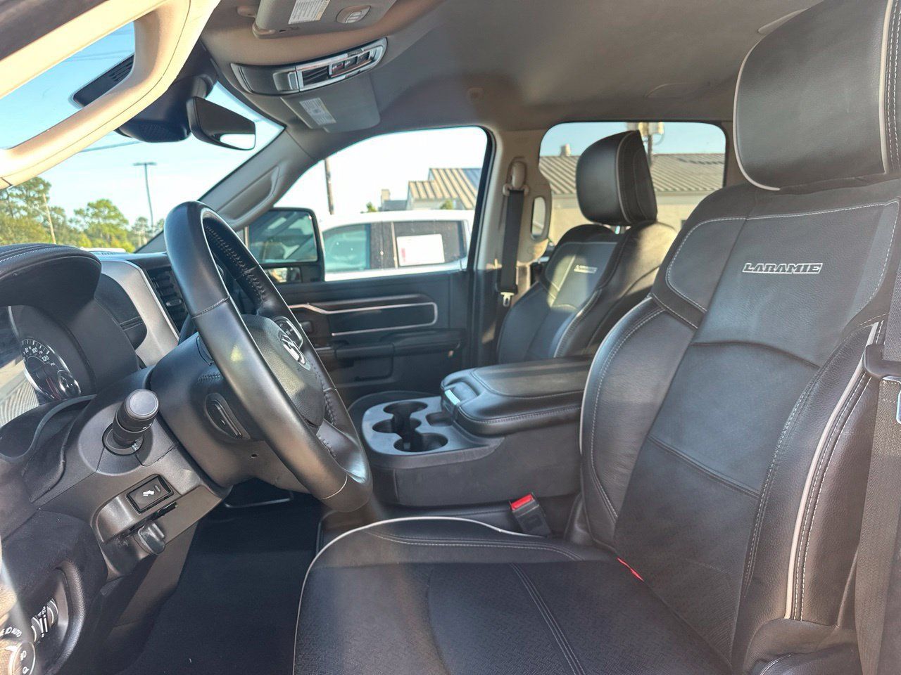 Used 2024 RAM 2500 Laramie w/ Safety Group AWD/4WD image 8