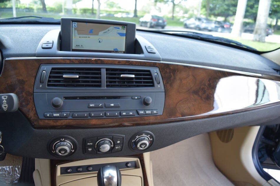 Used 2008 BMW Z4 3.0si RWD image 59