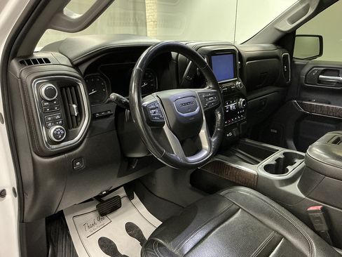 Used 2019 GMC Sierra 1500 Denali w/ Denali Ultimate Package AWD/4WD image 10
