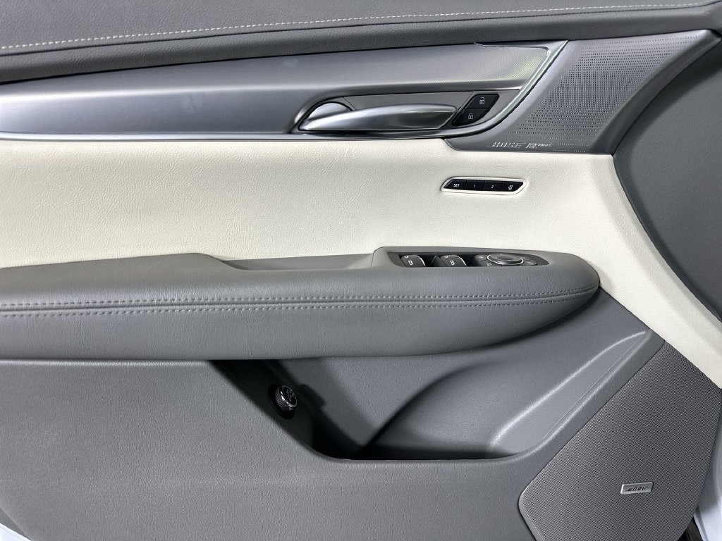 Used 2024 Cadillac XT5 Premium Luxury w/ Technology Package FWD image 26