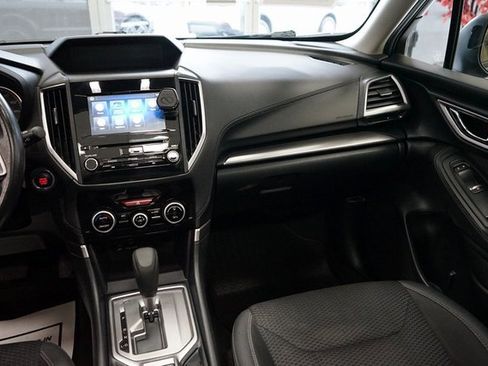 Used 2019 Subaru Forester Premium image 12