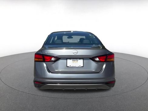 Used 2025 Nissan Altima 2.5 SV image 12